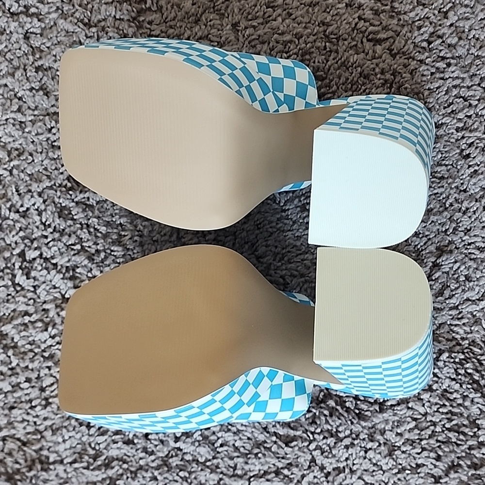Steve Madden Trixie baby blue/white checkered slip on platform shoes-6 - Picture 6 of 9